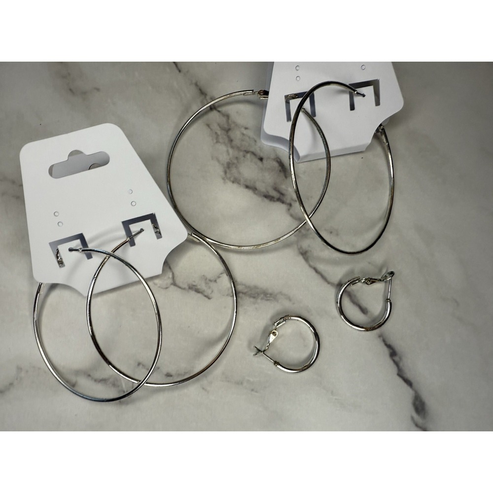 silver hoop earring set of 3‎ varying sizes